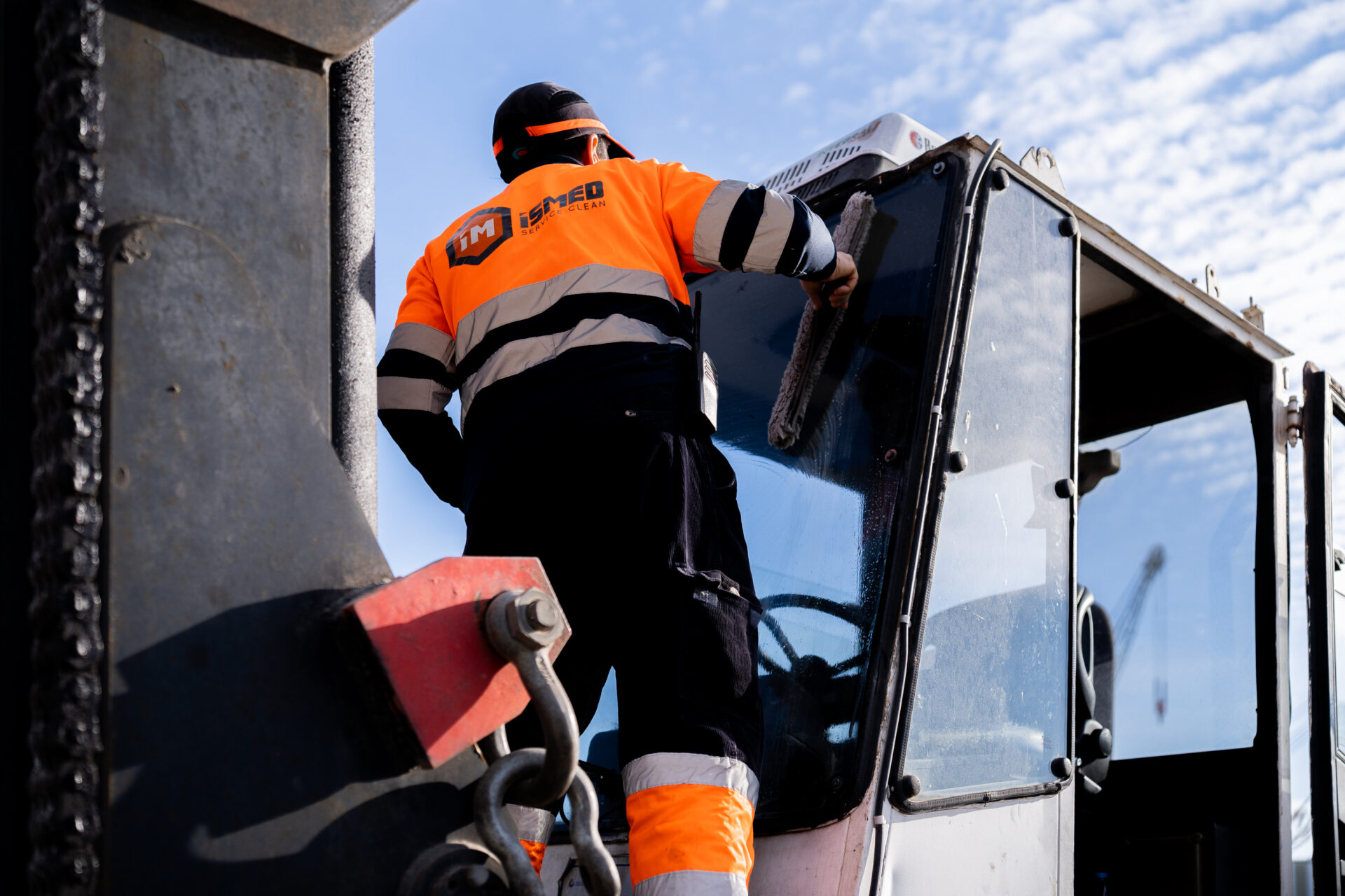 Trabaja con Nosotros